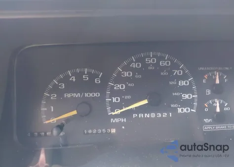 1998 Chevrolet K1500 Sportside z USA, uszkodzony, nr VIN 2GCEK19R8W1135151